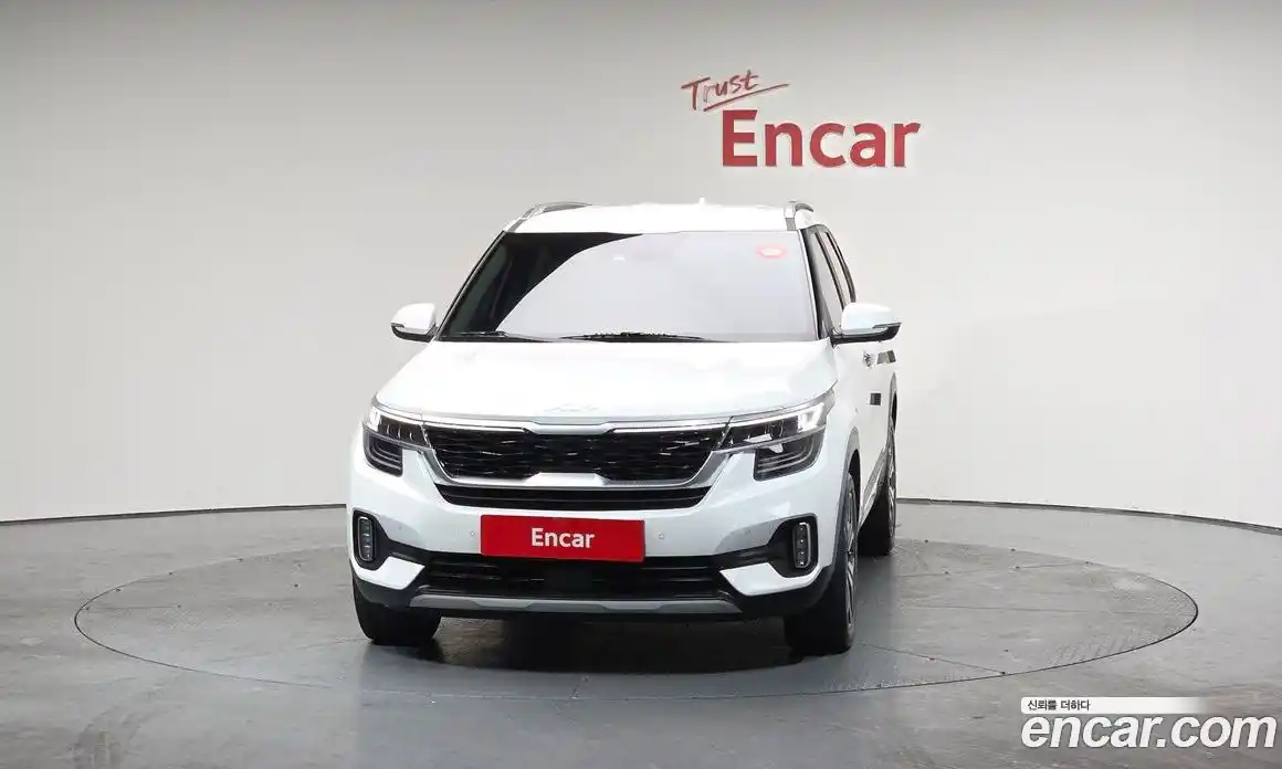 Kia Seltos 2023 1.6 Автомат в Москве № 10260, фото 17