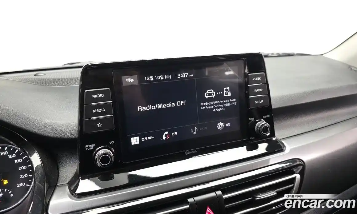 Kia Seltos 2023 1.6 Автомат в Москве № 10260, фото 5