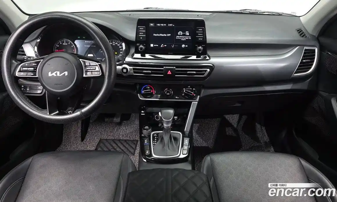 Kia Seltos 2023 1.6 Автомат в Москве № 10260, фото 6