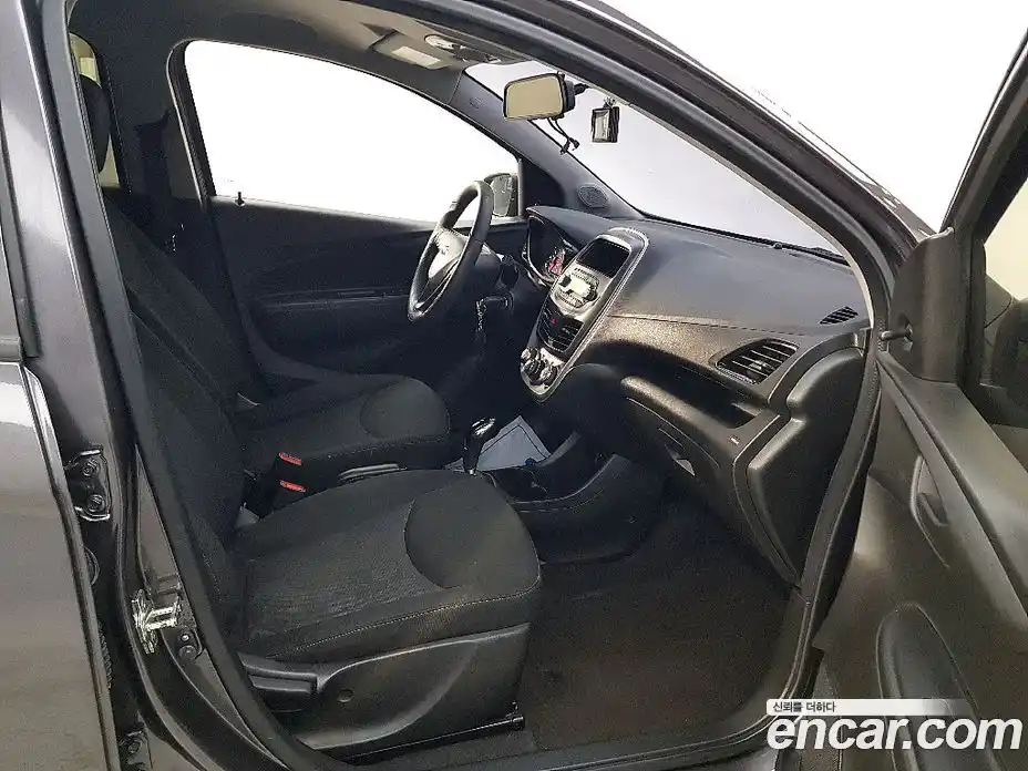 Chevrolet Spark 2016 1.0 Автомат в Москве № 105699, фото 17