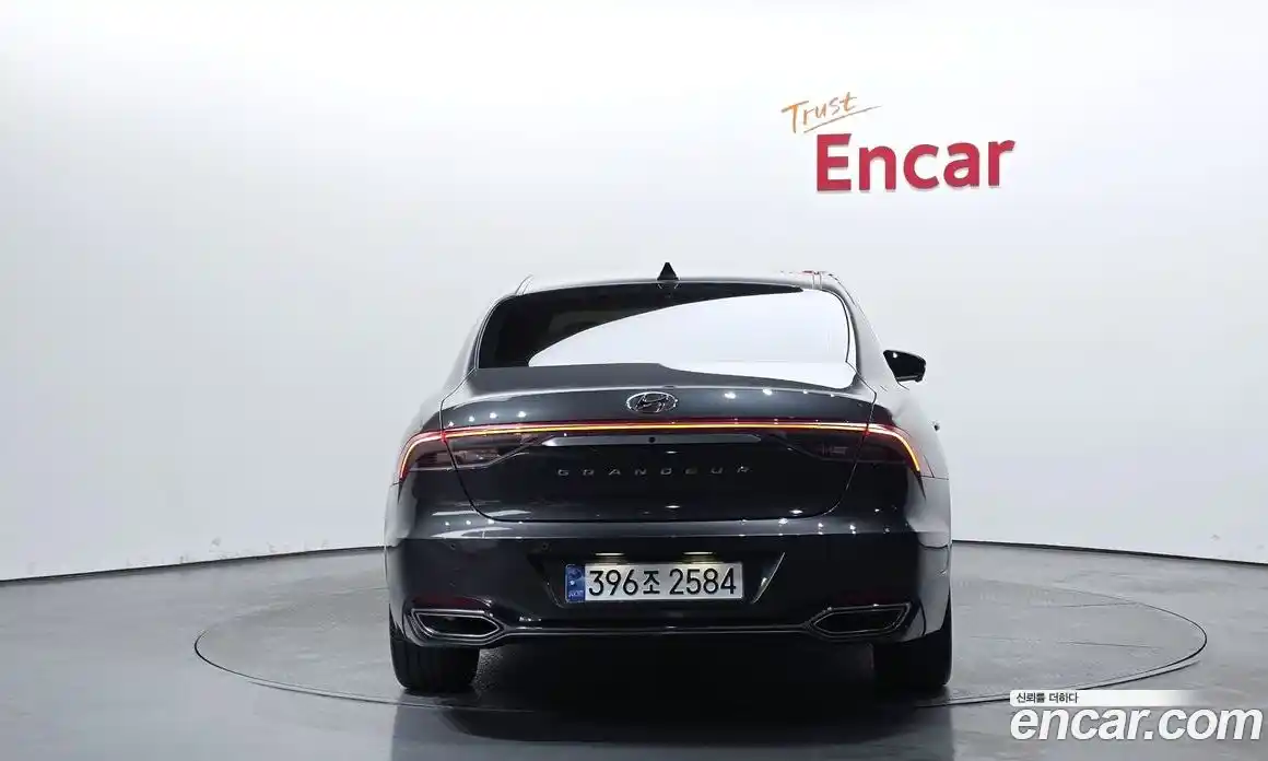 Hyundai Grandeur 2023 2.5 Автомат в Москве № 114895, фото 4