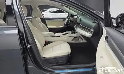 Hyundai Grandeur 2023 2.5 Автомат в Москве № 114895, миниатюра 10