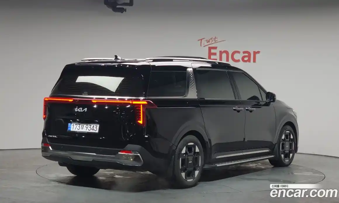 Kia Canival 2025 3.5 Автомат в Москве № 115644, фото 11
