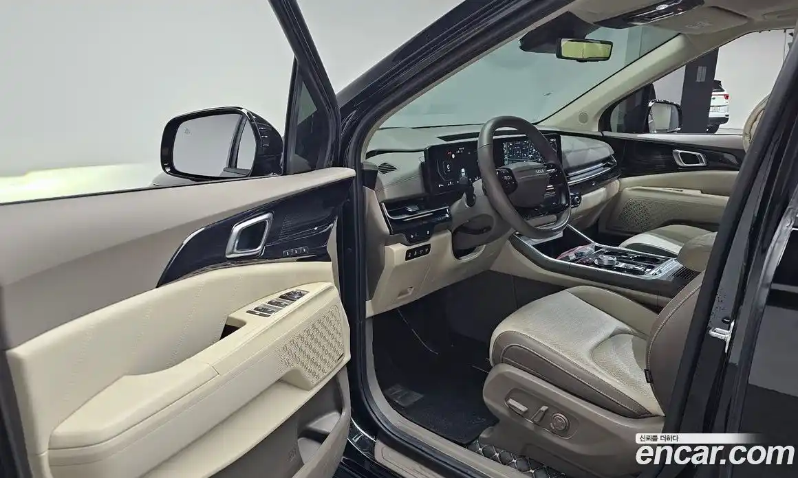 Kia Canival 2025 3.5 Автомат в Москве № 115644, фото 3