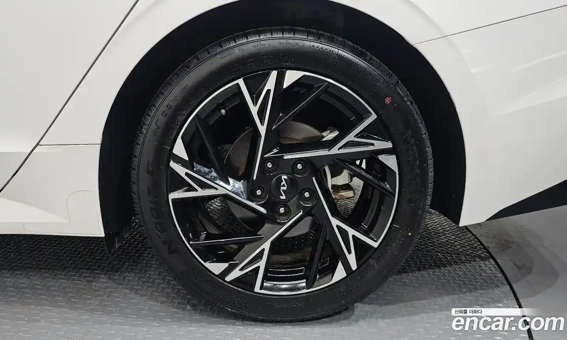 Kia K5 2024 1.6 Автомат в Москве № 11591, фото 7