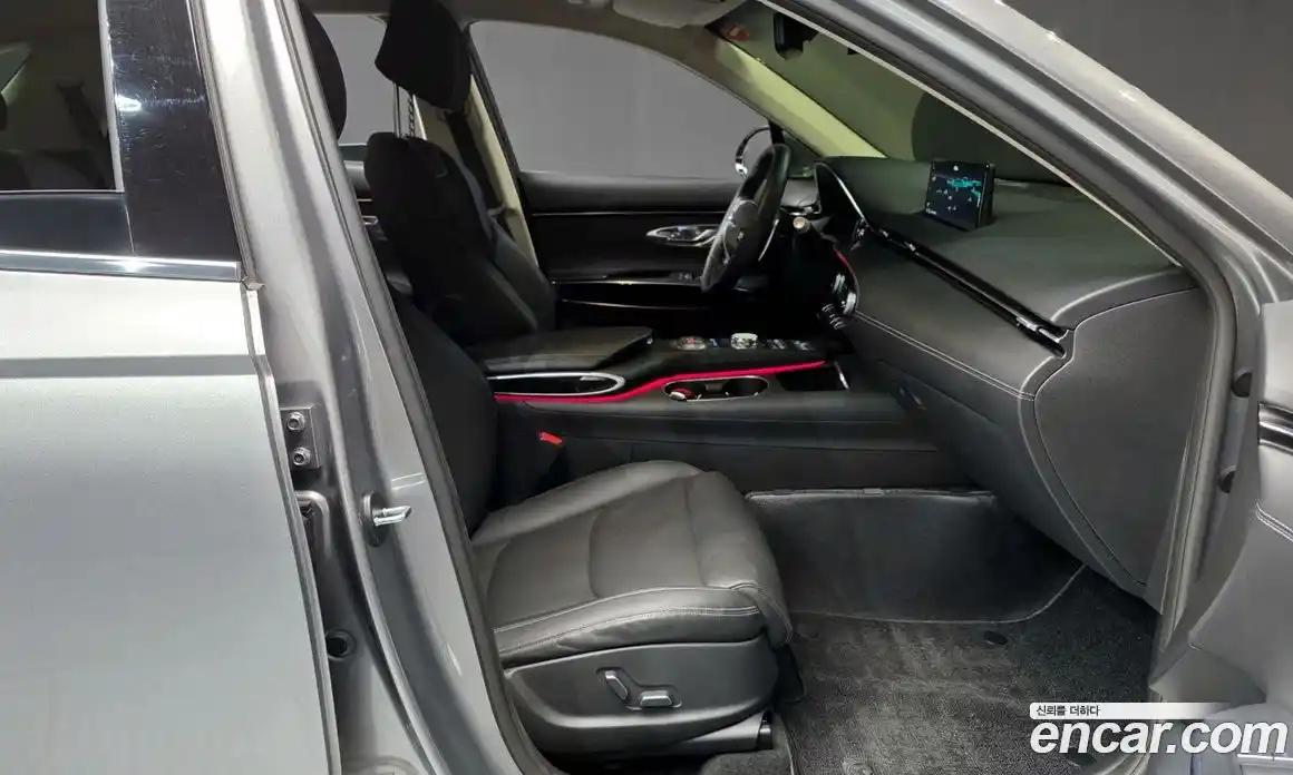 Genesis GV70 2022 2.5 Автомат в Москве № 117840, фото 3