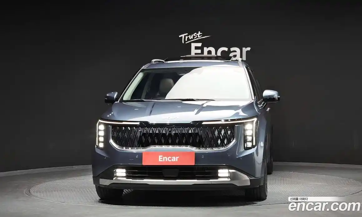 Kia Canival 2024 2.2 Автомат в Москве № 120890, фото 3