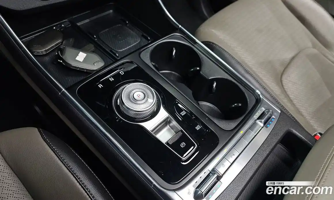 Kia Canival 2024 2.2 Автомат в Москве № 120890, фото 9