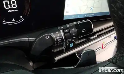 Hyundai Santa Fe 2024 2.5 Автомат в Москве № 123157, миниатюра 4