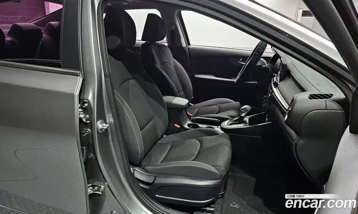 Kia K3 2019 1.6 Автомат в Москве № 123879, фото 14