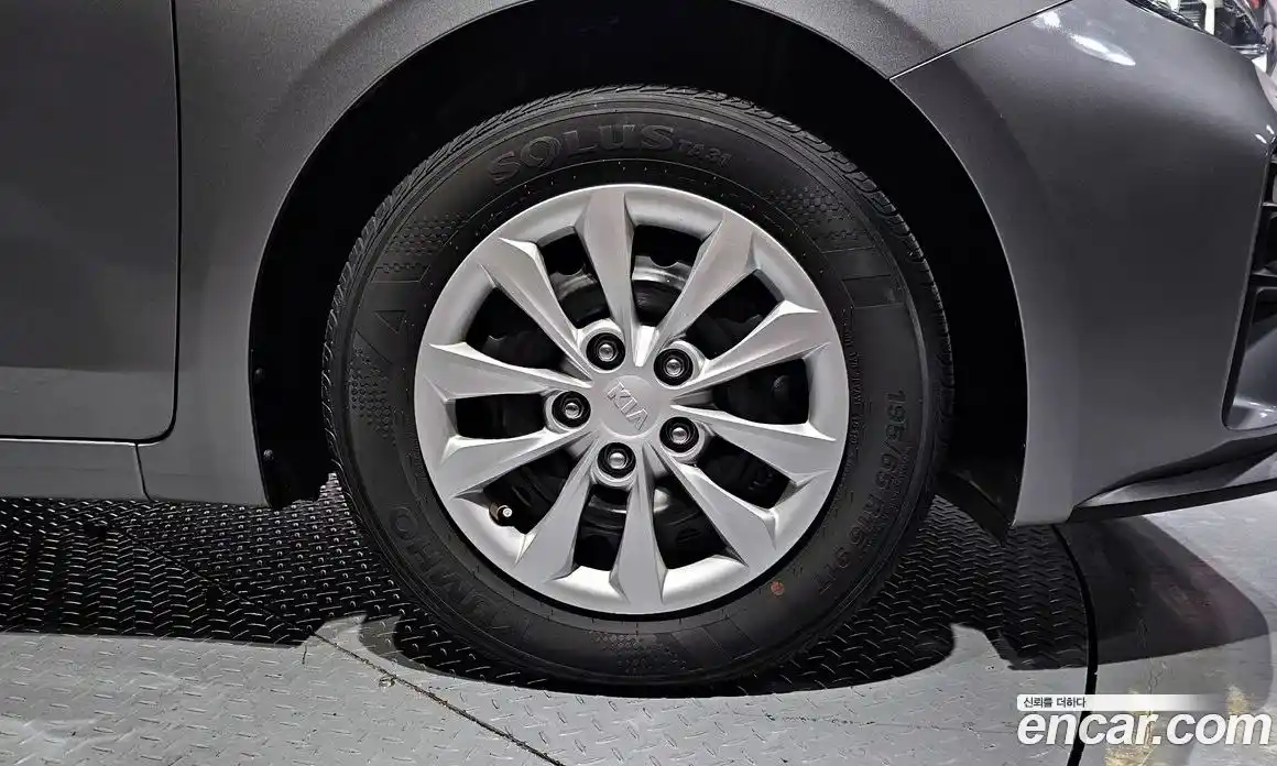 Kia K3 2019 1.6 Автомат в Москве № 123879, фото 17