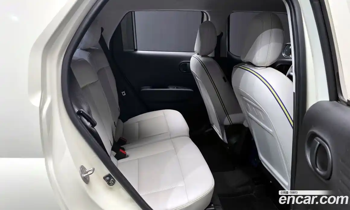 Hyundai Casper 2022 1.0 Автомат в Москве № 124754, фото 12