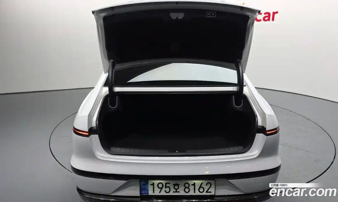 Hyundai Grandeur 2023 1.6 Автомат в Москве № 125993, фото 14