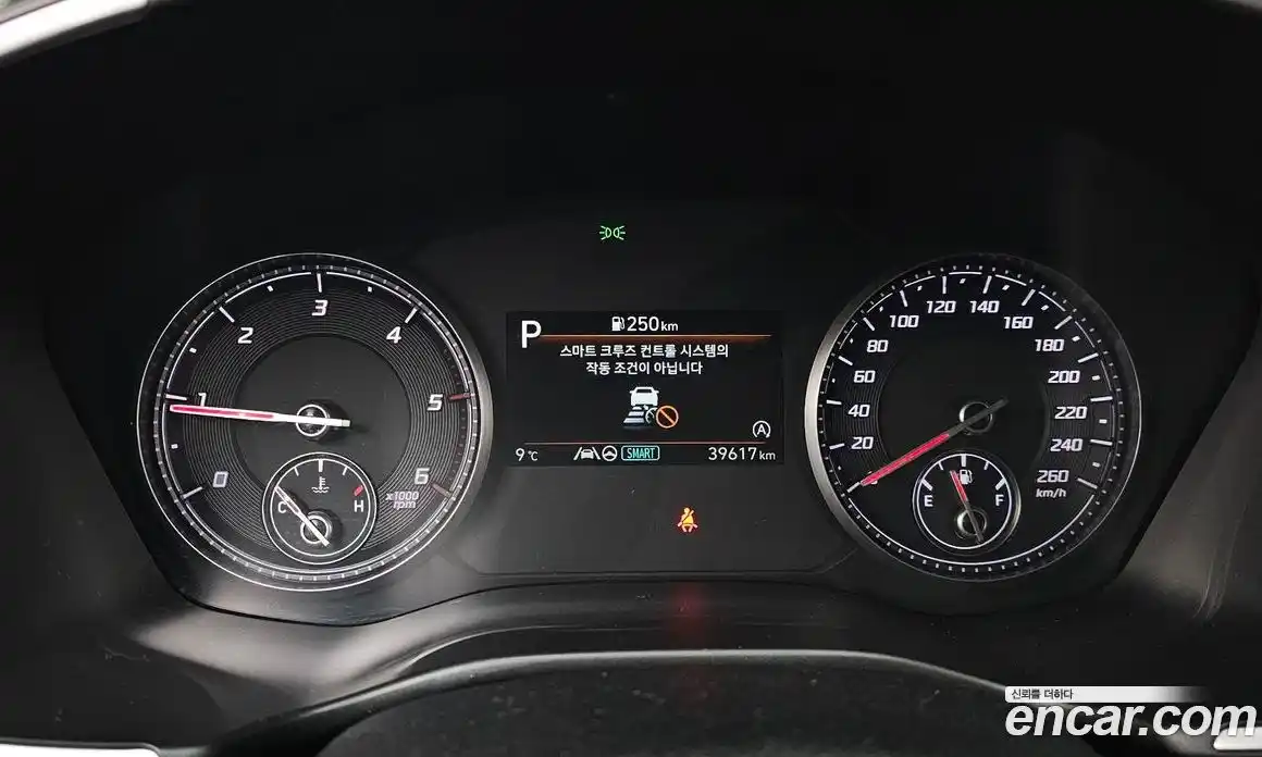 Hyundai Santa Fe 2021 2.2 Автомат в Москве № 126047, фото 15