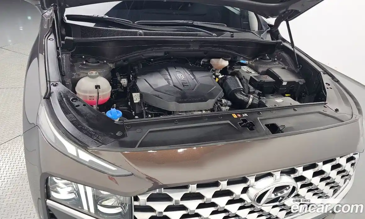 Hyundai Santa Fe 2021 2.2 Автомат в Москве № 126047, фото 16