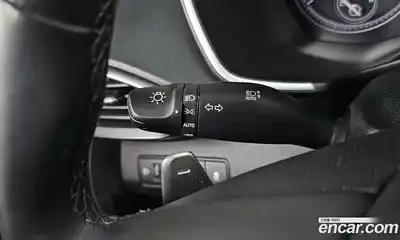 Hyundai Santa Fe 2021 2.2 Автомат в Москве № 126047, миниатюра 5