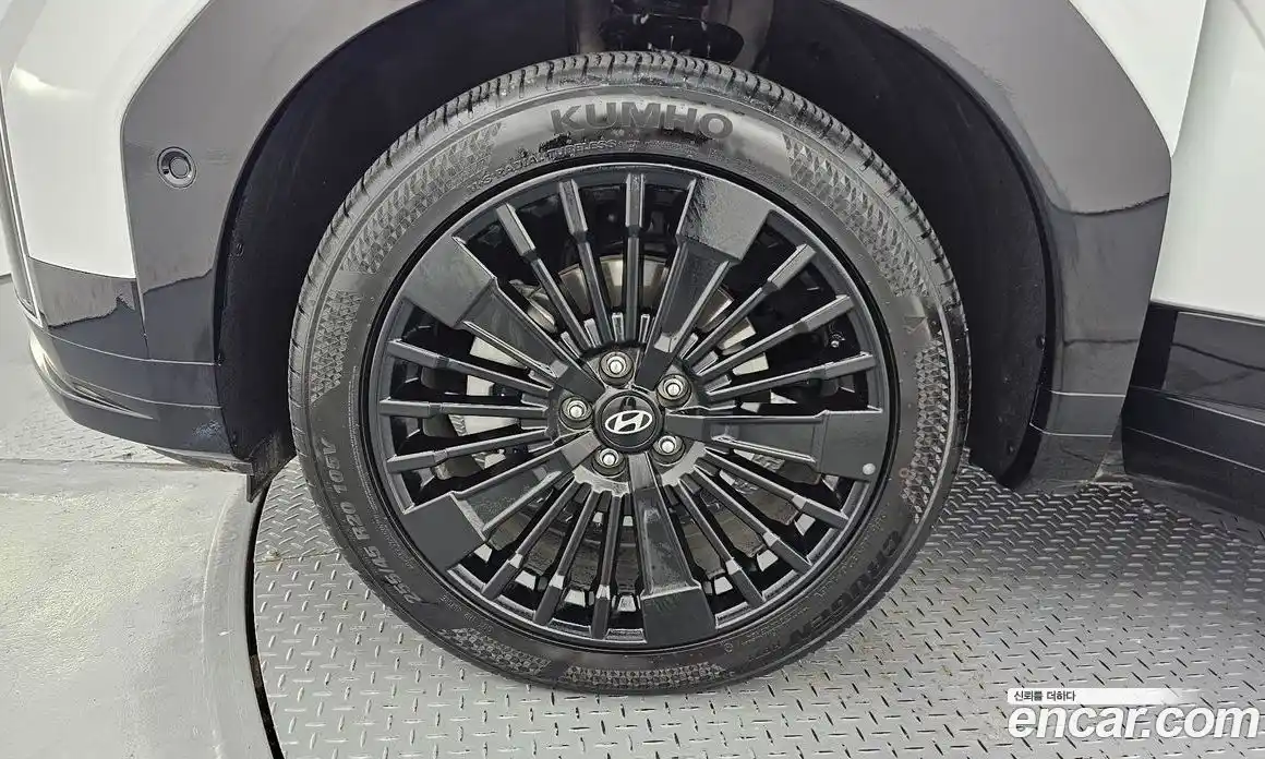 Hyundai Santa Fe 2024 1.6 Автомат в Москве № 130409, фото 12