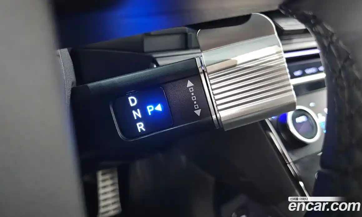 Hyundai Santa Fe 2024 1.6 Автомат в Москве № 130409, фото 14