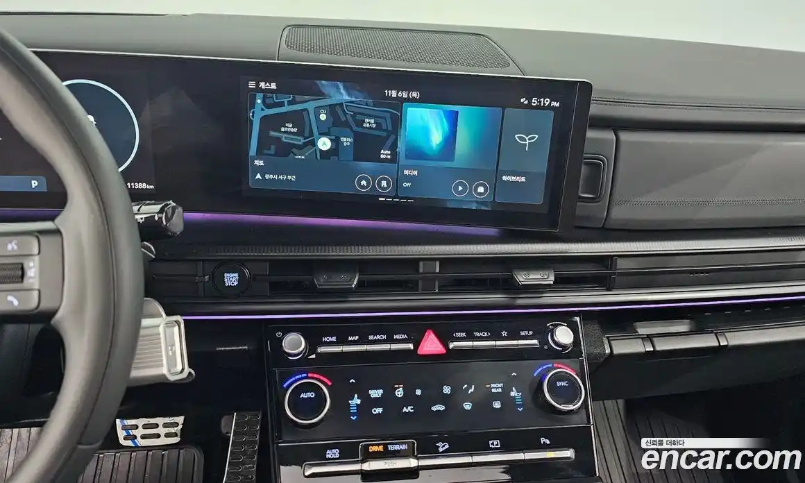 Hyundai Santa Fe 2024 1.6 Автомат в Москве № 130409, фото 18