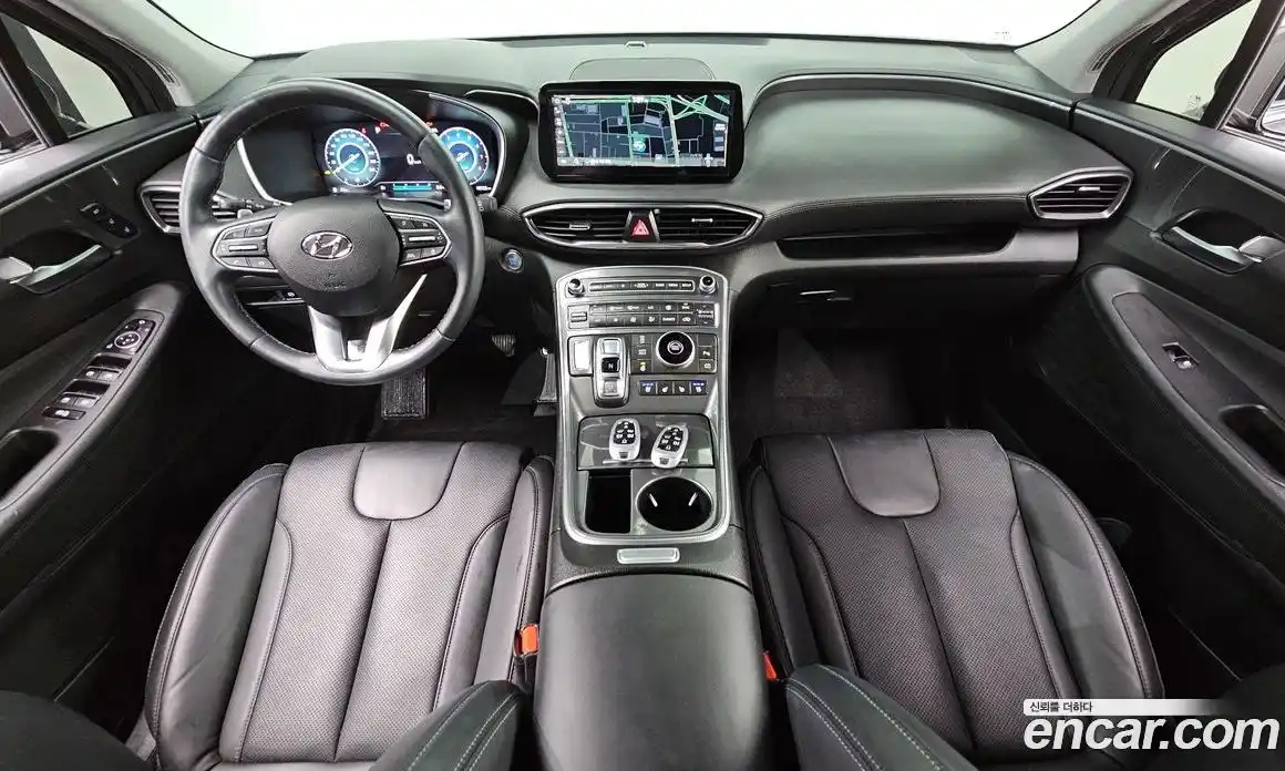 Hyundai Santa Fe 2023 2.5 Автомат в Москве № 131039, фото 18