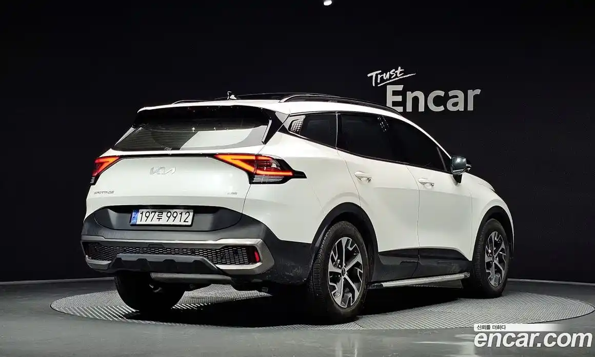 Kia Sportage 2023 1.6 Автомат в Москве № 131773, фото 4