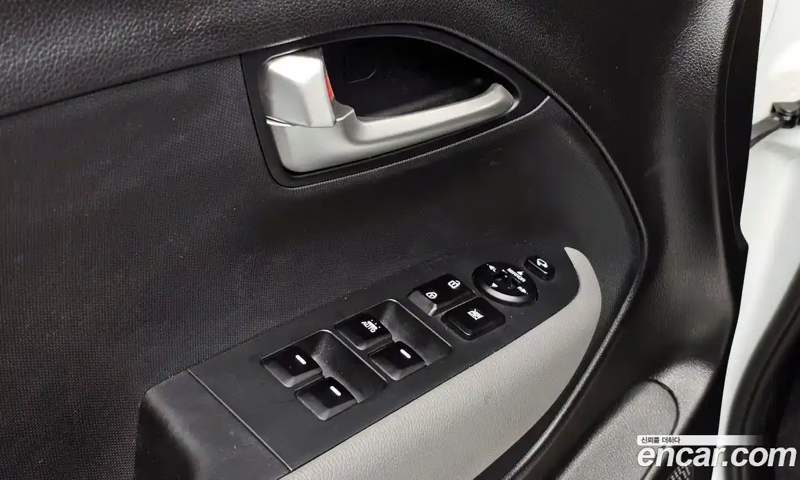 Kia Ray 2023 1.0 Автомат в Москве № 132929, фото 15