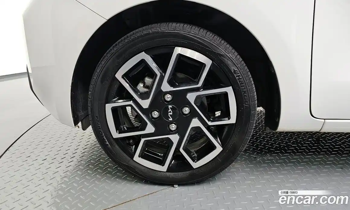 Kia Ray 2023 1.0 Автомат в Москве № 132929, фото 5