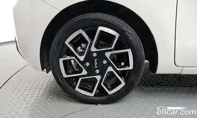 Kia Ray 2023 1.0 Автомат в Москве № 132929, миниатюра 5