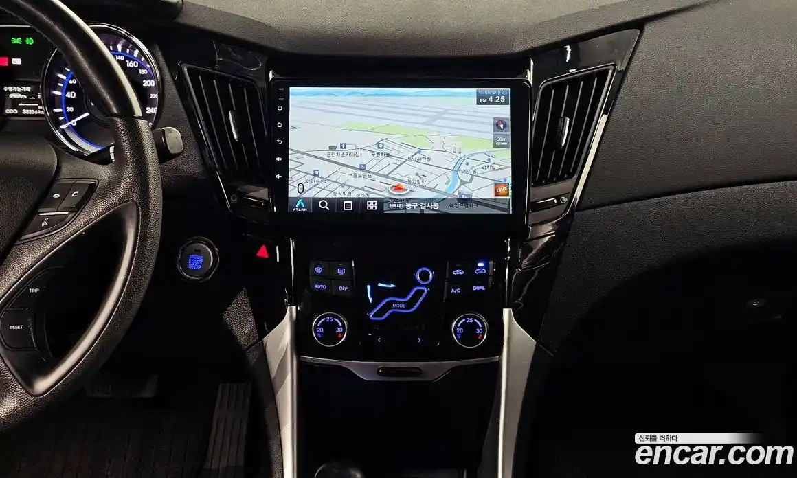 Hyundai Sonata 2010 2.0 Автомат в Москве № 133294, фото 15