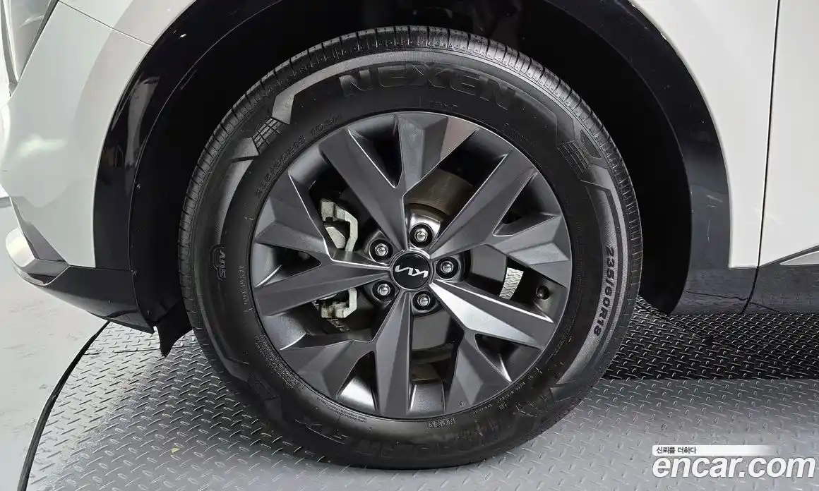 Kia Sportage 2023 1.6 Автомат в Москве № 133892, фото 5