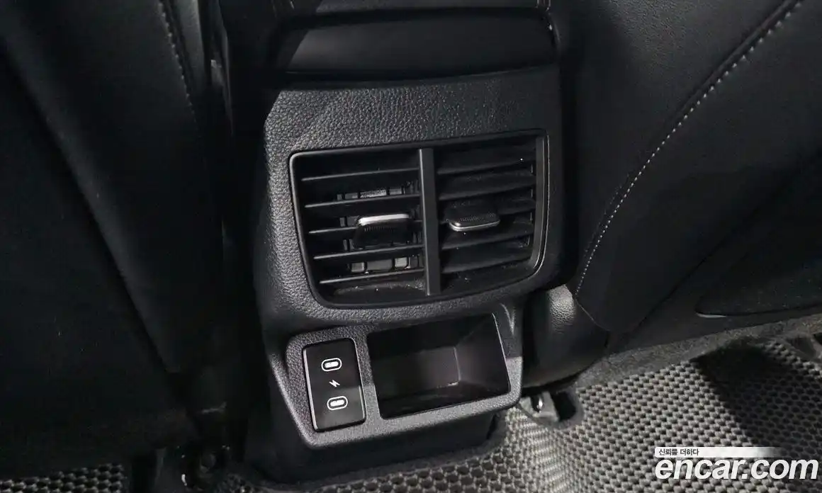 Kia Seltos 2023 1.6 Автомат в Москве № 133958, фото 20