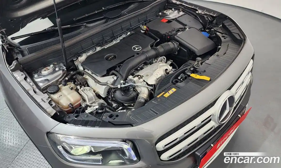 Mercedes-Benz GLB-Class 2021 2.0 Автомат в Москве № 137325, фото 11