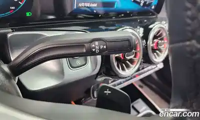 Mercedes-Benz GLB-Class 2021 2.0 Автомат в Москве № 137325, миниатюра 4