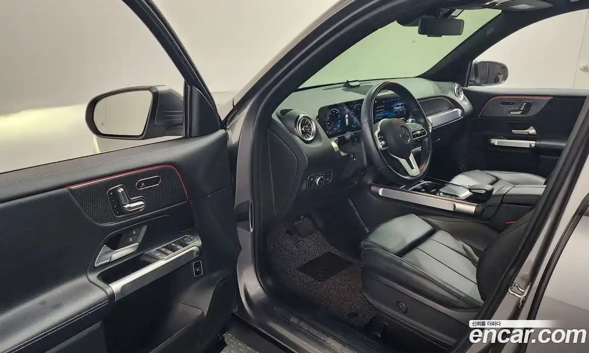 Mercedes-Benz GLB-Class 2021 2.0 Автомат в Москве № 137325, фото 6