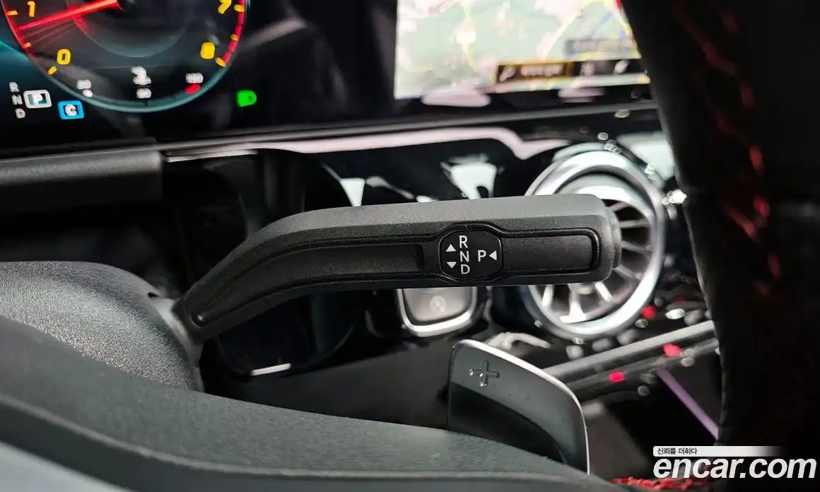 Mercedes-Benz GLA-Class 2020 2.0 Автомат в Москве № 139323, фото 17