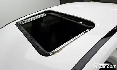 Mercedes-Benz E-Class 2022 1.9 Автомат в Москве № 139907, миниатюра 3