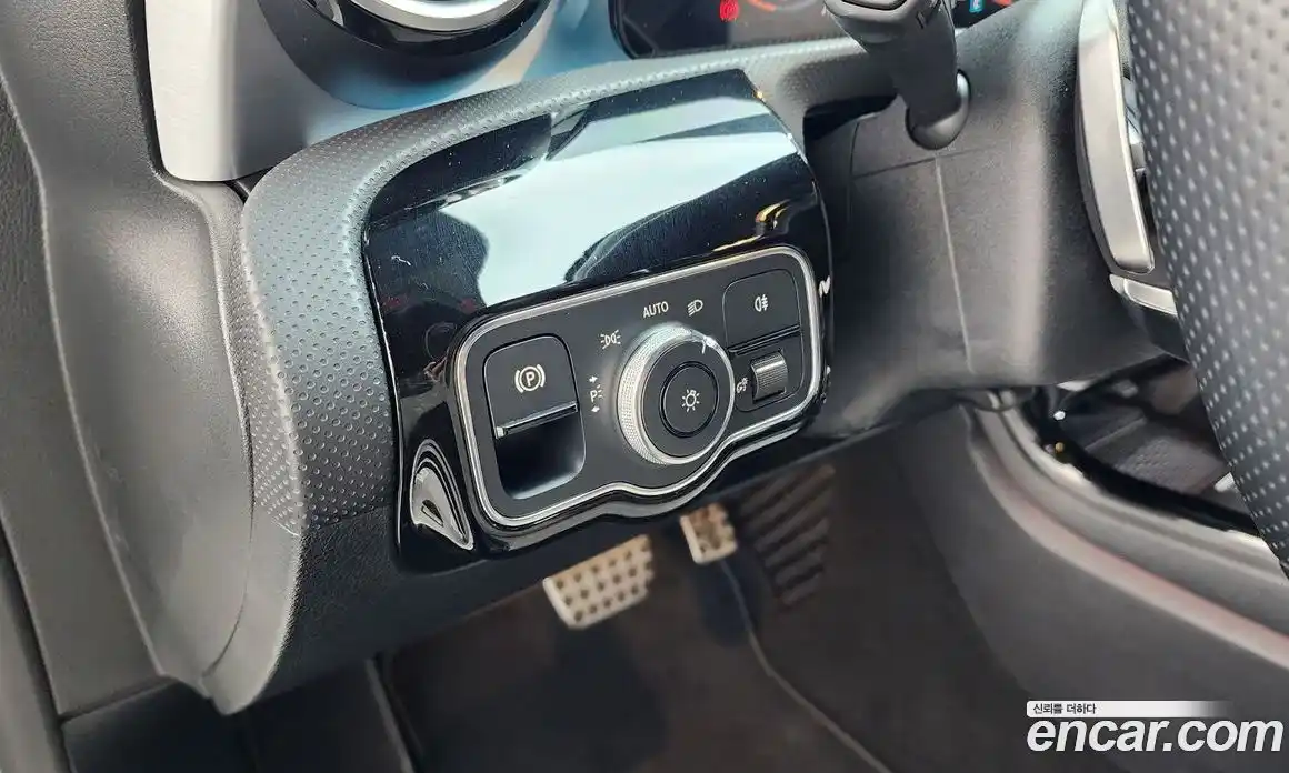 Mercedes-Benz CLA-Class 2021 2.0 Автомат в Москве № 141654, фото 14