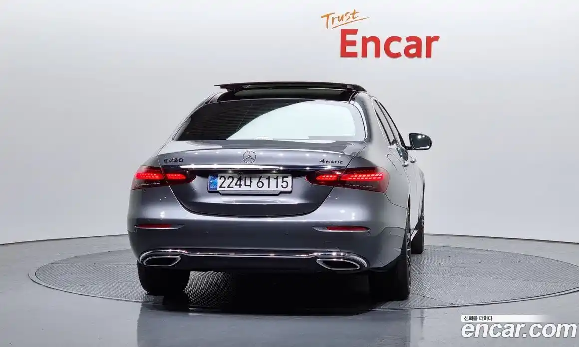 Mercedes-Benz E-Class 2021 3.0 Автомат в Москве № 143494, фото 19