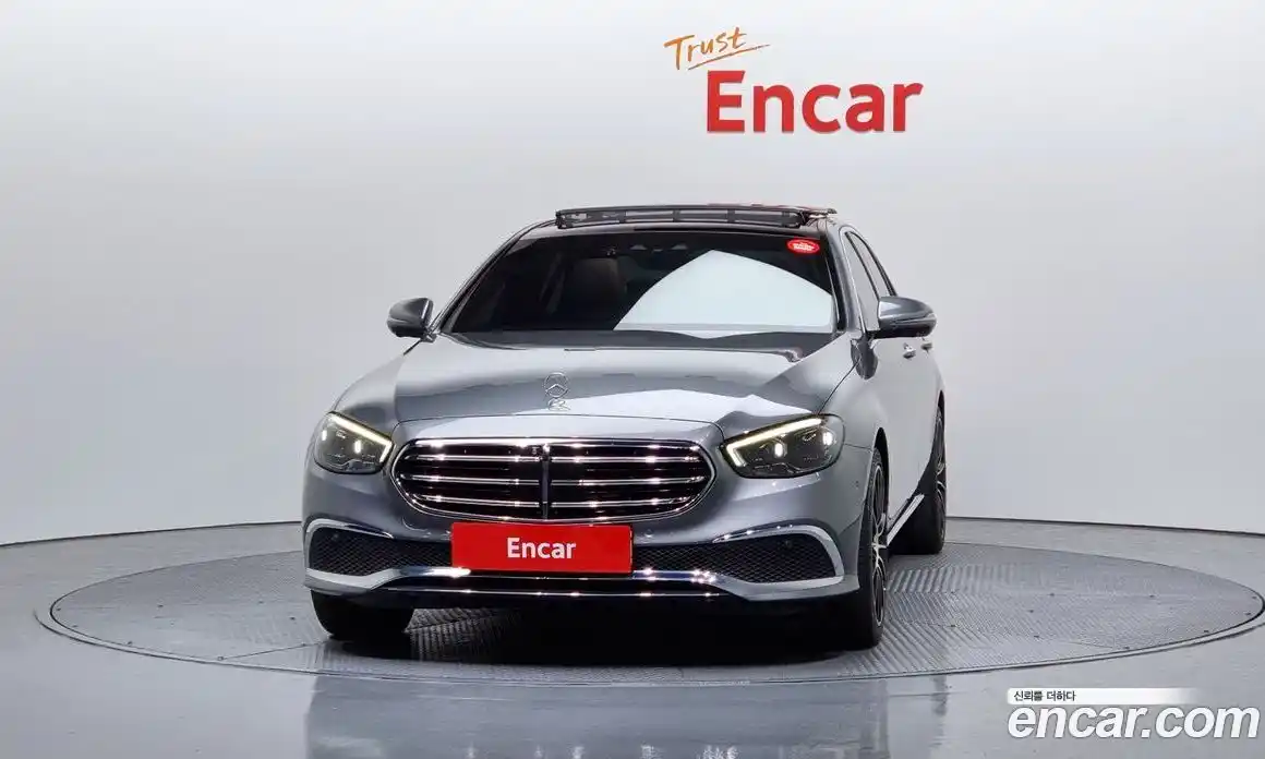 Mercedes-Benz E-Class 2021 3.0 Автомат в Москве № 143494, фото 3