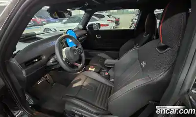 Mini Cooper 2025 2.0 Автомат в Москве № 146408, миниатюра 11