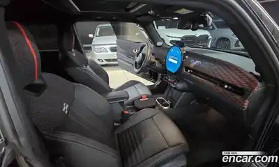 Mini Cooper 2025 2.0 Автомат в Москве № 146408, миниатюра 12