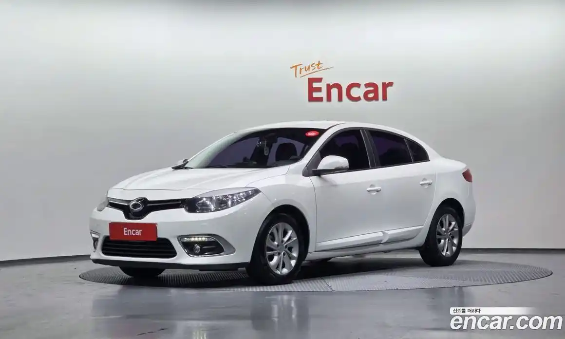 Renault SM3 2015 1.6 Автомат в Москве № 148672, фото 14