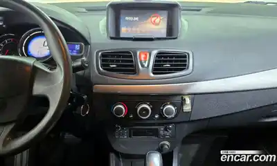Renault SM3 2015 1.6 Автомат в Москве № 148672, миниатюра 10