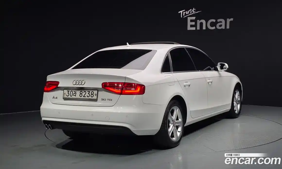 Audi A4 2015 2.0 Автомат в Москве № 149818, фото 16