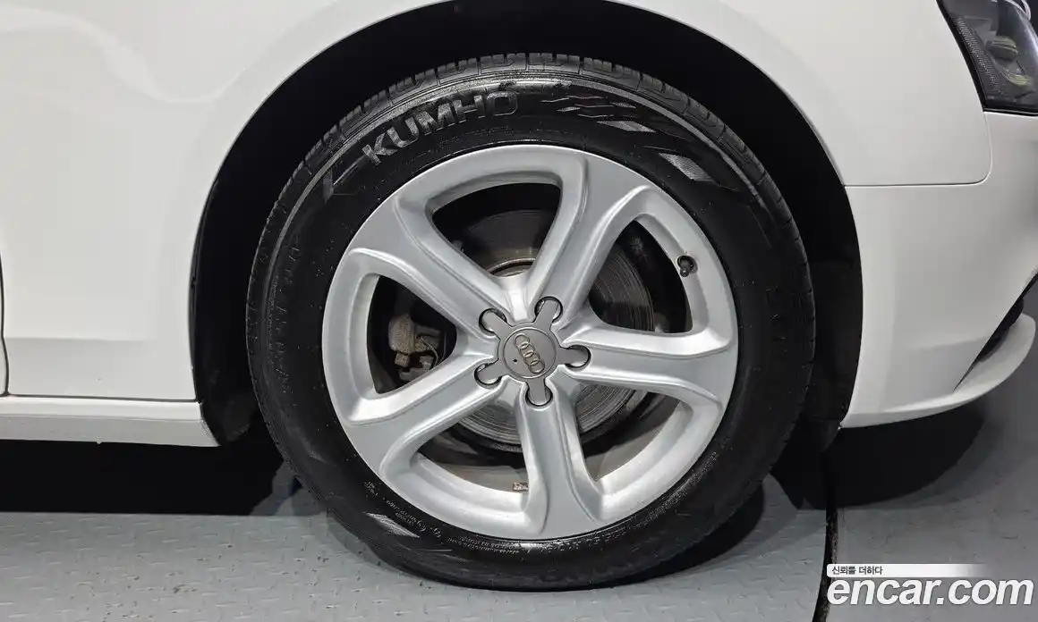 Audi A4 2015 2.0 Автомат в Москве № 149818, фото 9