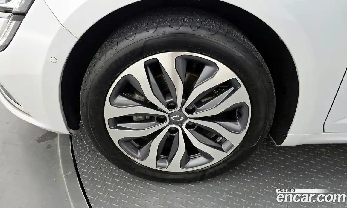 Renault SM6 2017 2.0 Автомат в Москве № 151131, фото 17