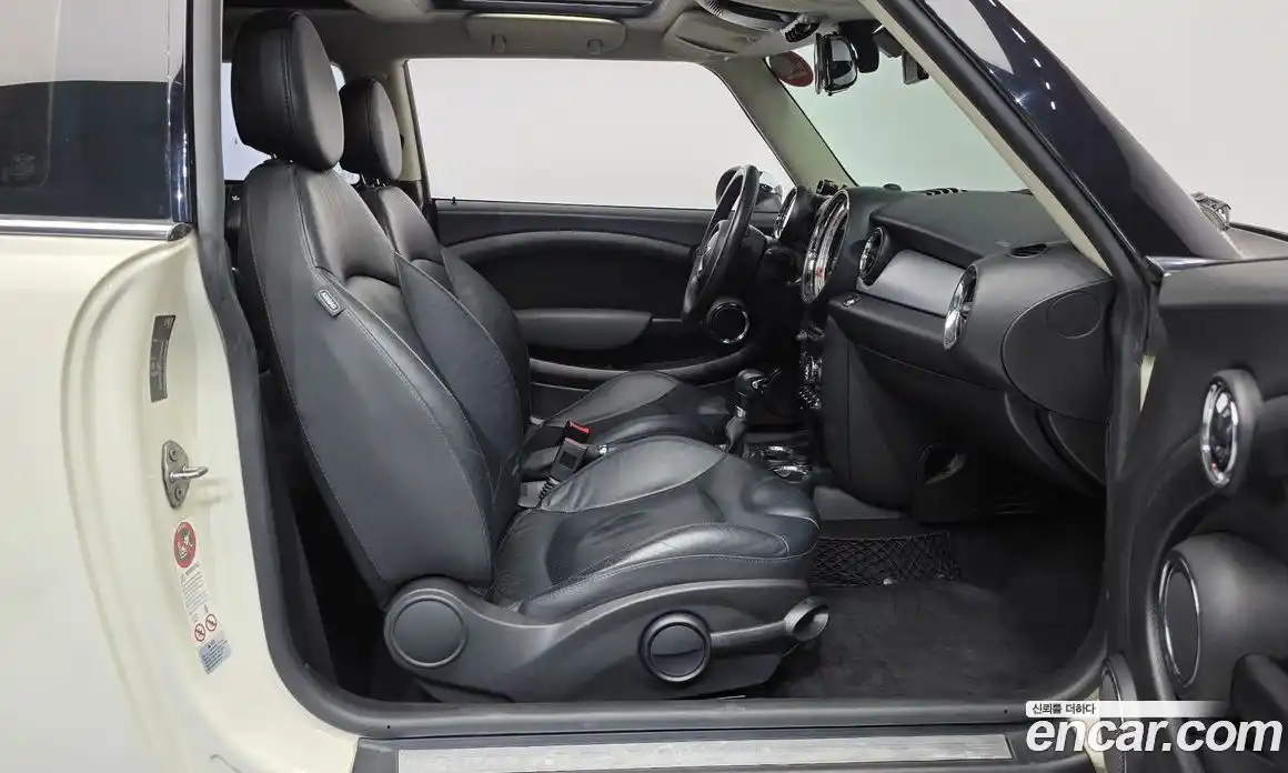 Mini Cooper 2012 1.6 Автомат в Москве № 152275, фото 20