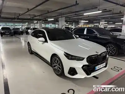 BMW 5-Series 2026 2.0 Автомат в Москве № 153135, миниатюра 3