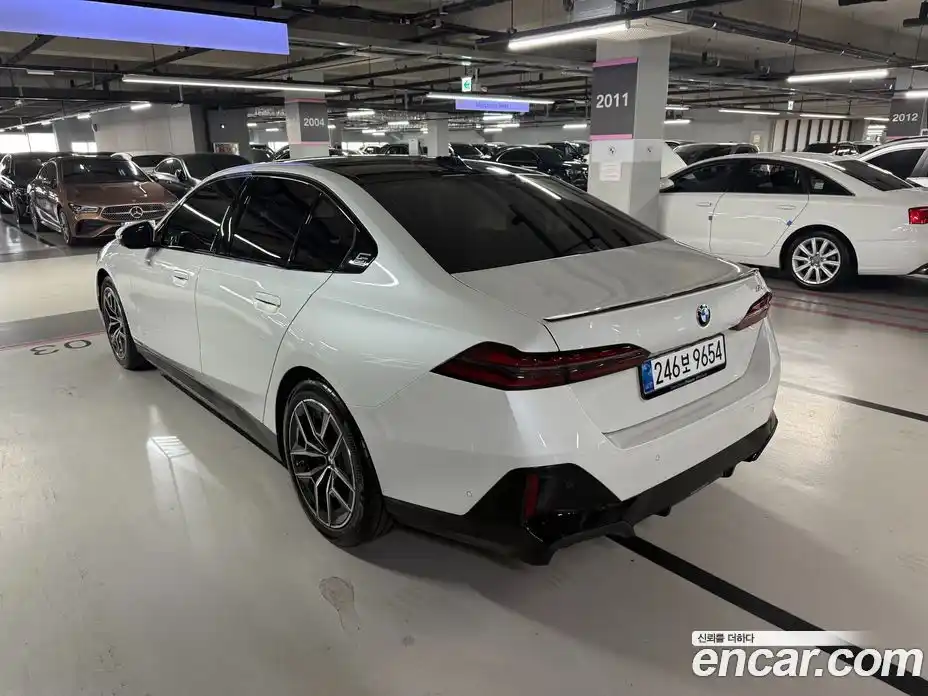 BMW 5-Series 2026 2.0 Автомат в Москве № 153135, фото 4