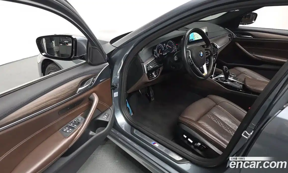 BMW 5-Series 2018 2.0 Автомат в Москве № 157852, фото 13